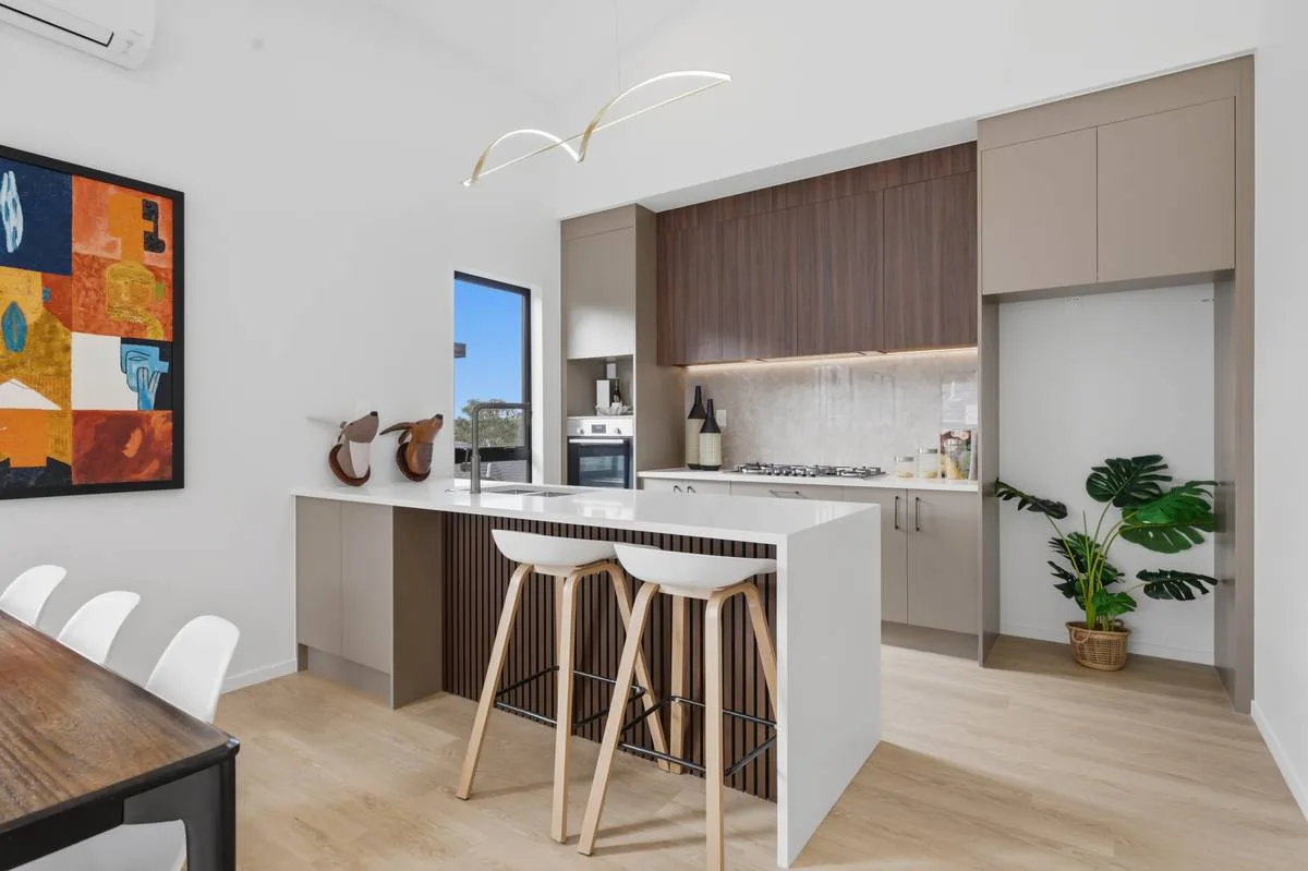 Kitchen & island, Open-plan living