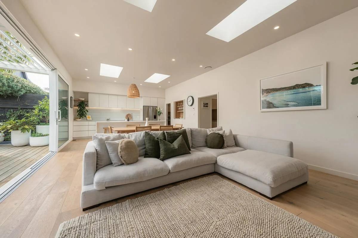 Living, under the skylight